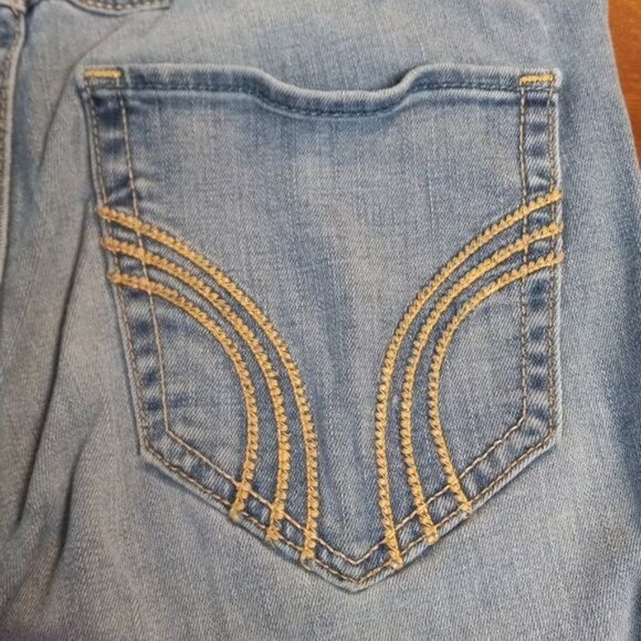 Hollister Size 7R 28x30 Jeans Womens High Rise Super Skinny Denim Blue Destroyed - Picture 7 of 11